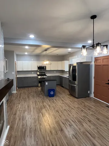 $2,899 | 953 English Avenue, Indianapolis, IN 46203