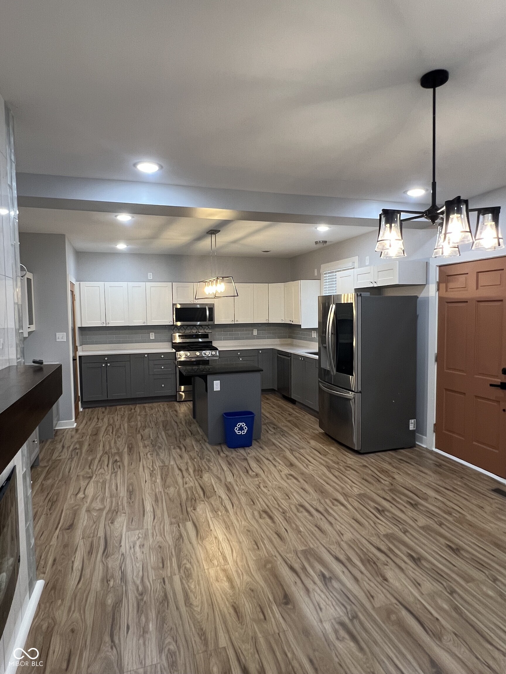 953 English Avenue Indianapolis, IN 46203 - Photo 6 of 35