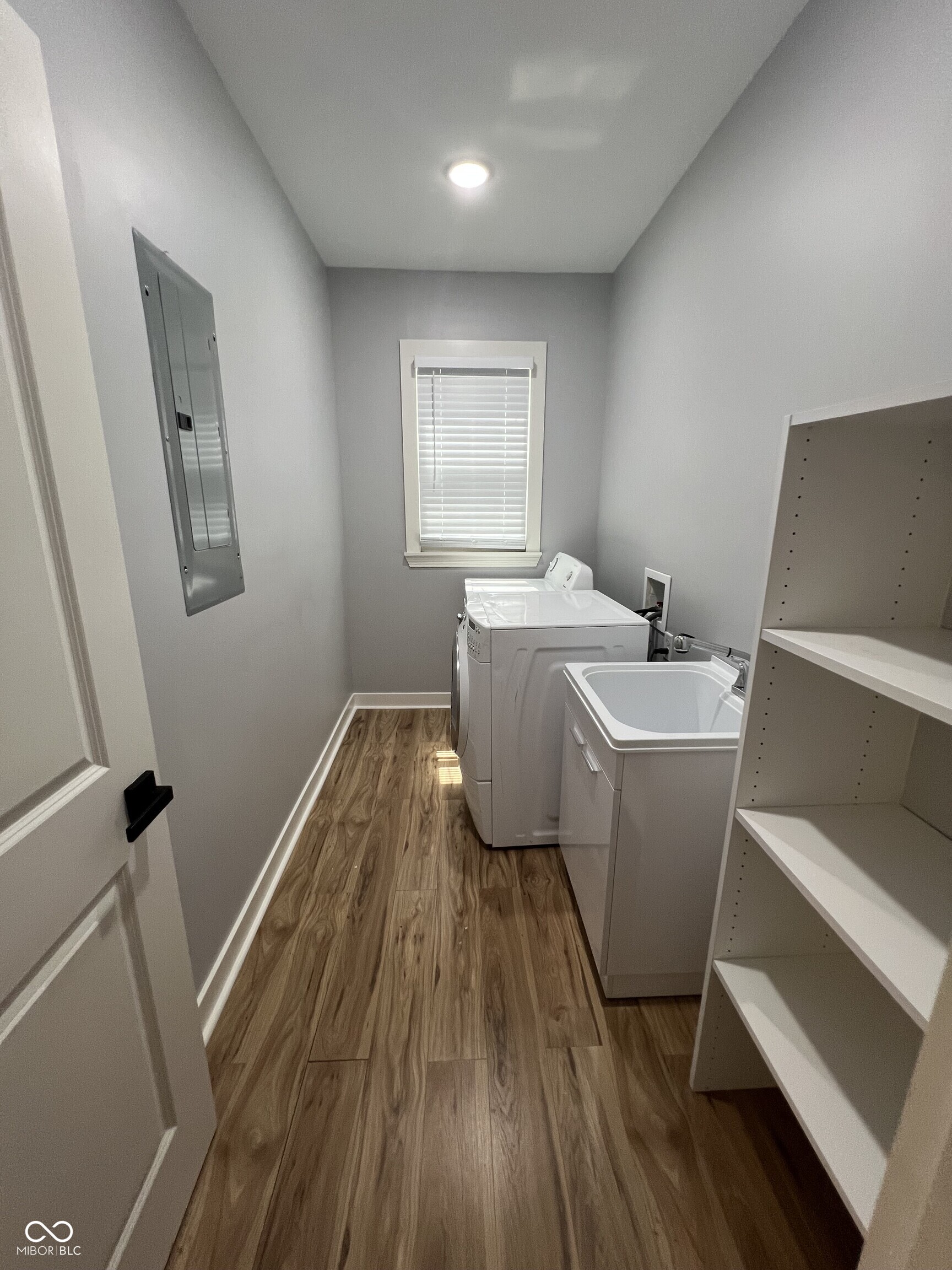 953 English Avenue Indianapolis, IN 46203 - Photo 9 of 35