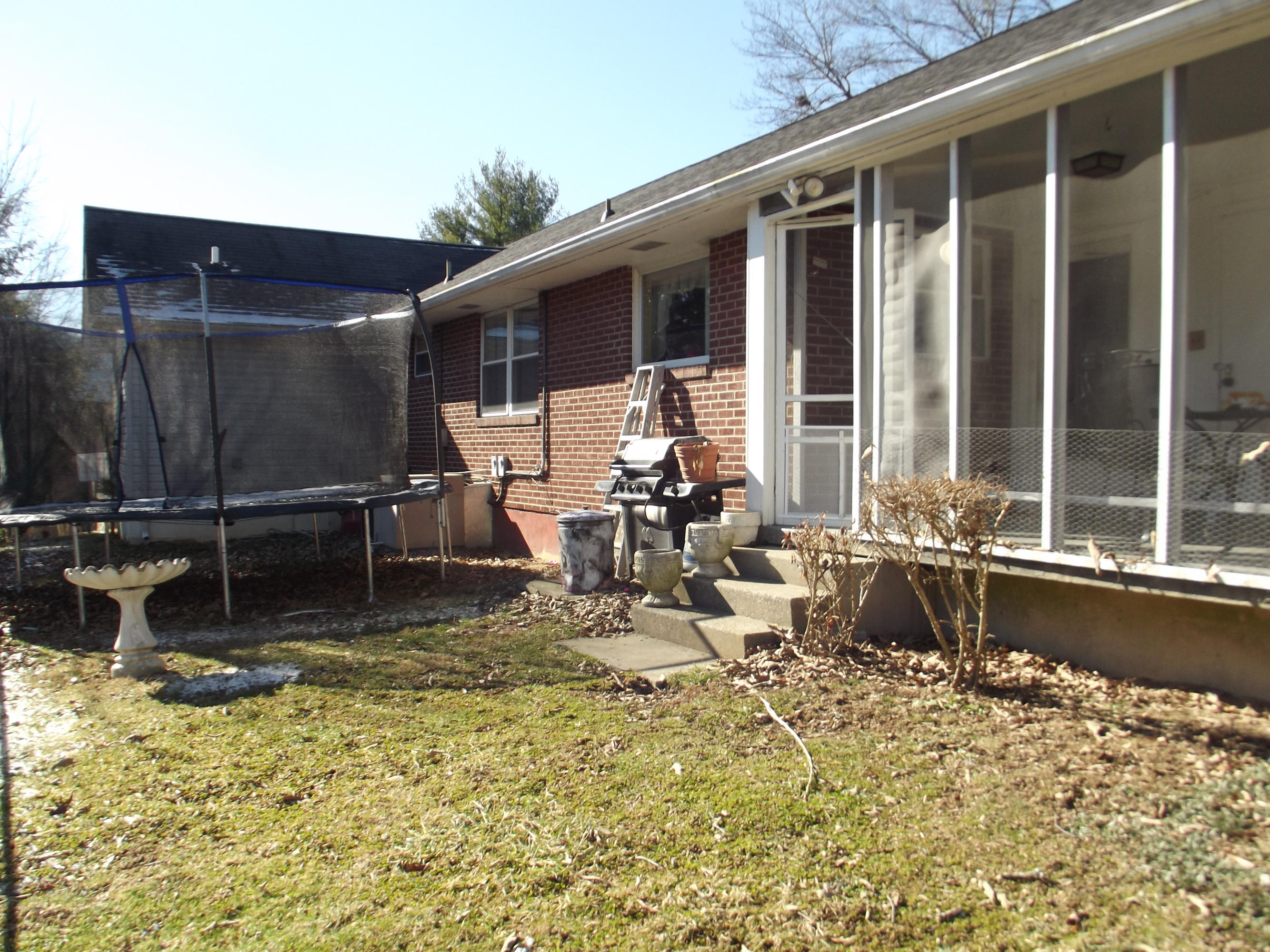607 Elmwood Road Middlesboro, KY 40965 - Photo 13 of 18 DSCF3790