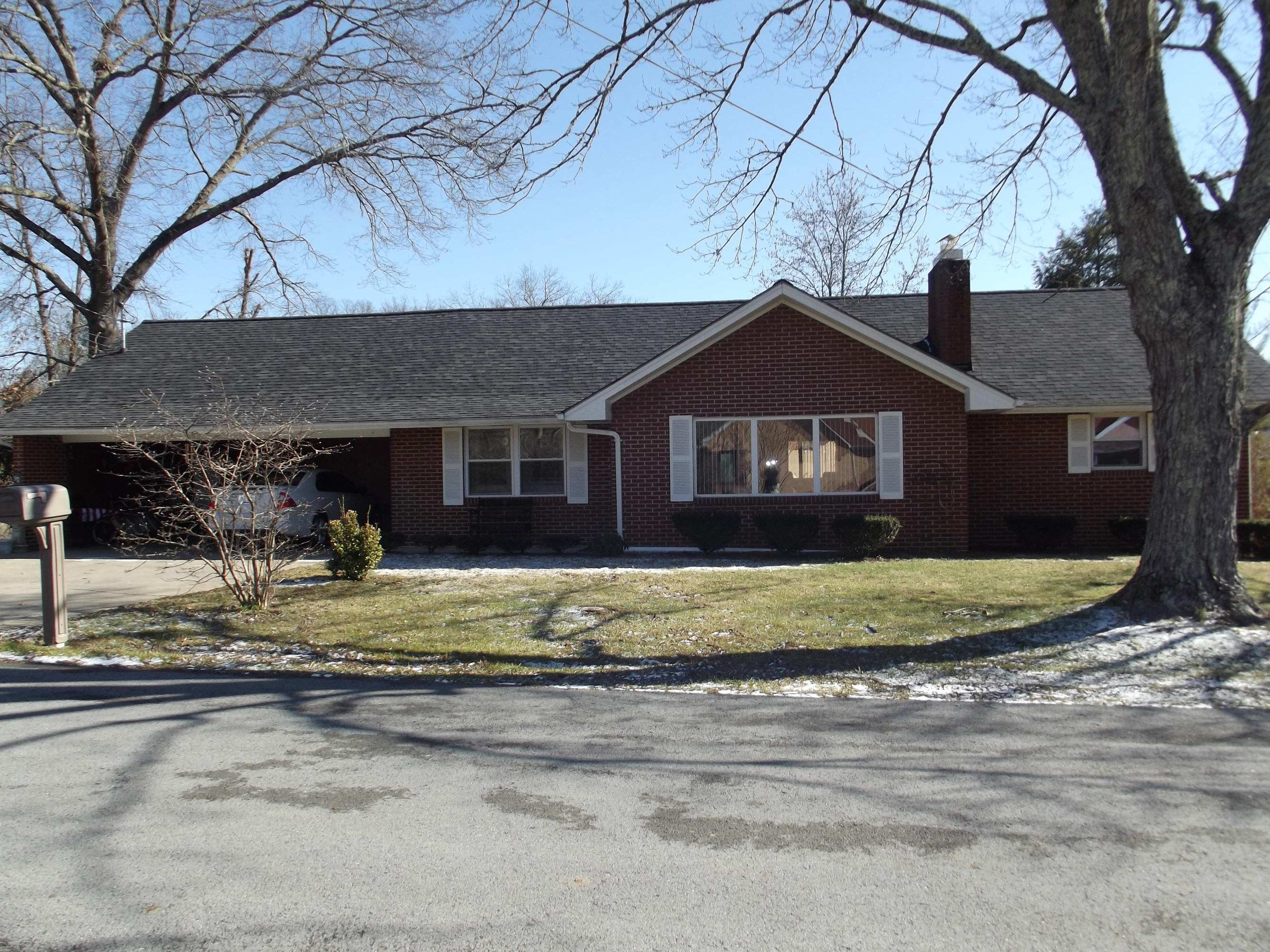 607 Elmwood Road Middlesboro, KY 40965 - Photo 17 of 18 DSCF3795
