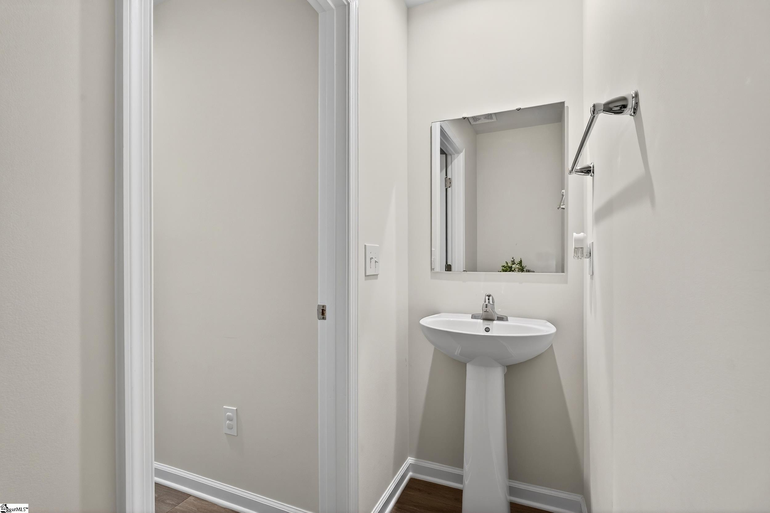 628 Batchomble Lane Greenville, SC 29605 - Photo 12 of 49