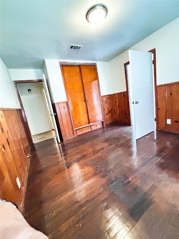 1918 Bingle Road Houston, TX 77055 - Photo 2 of 34