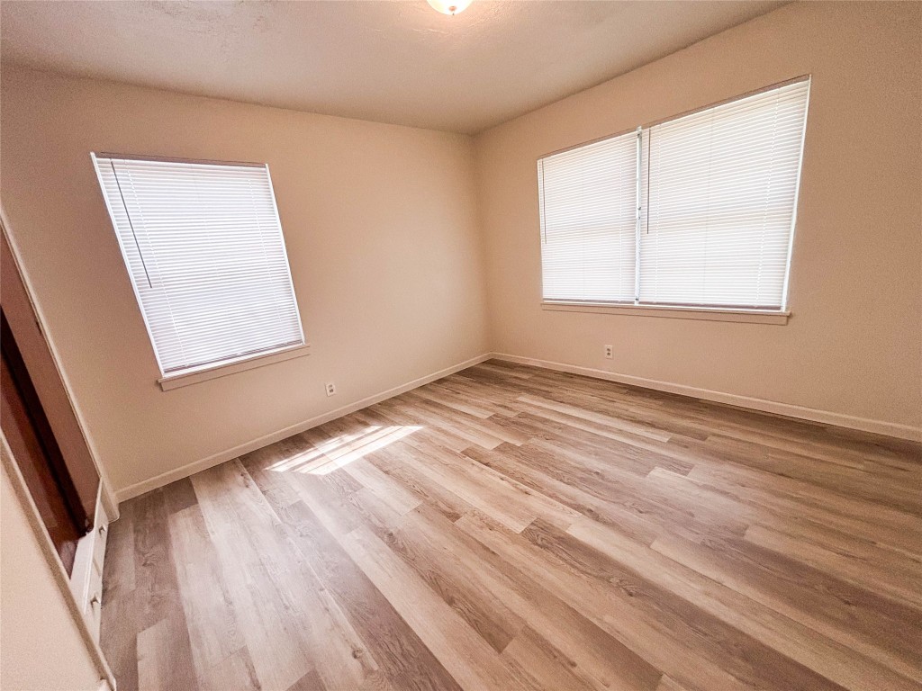 1918 Bingle Road Houston, TX 77055 - Photo 27 of 34