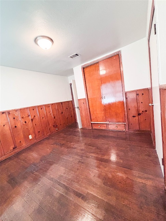 1918 Bingle Road Houston, TX 77055 - Photo 3 of 34