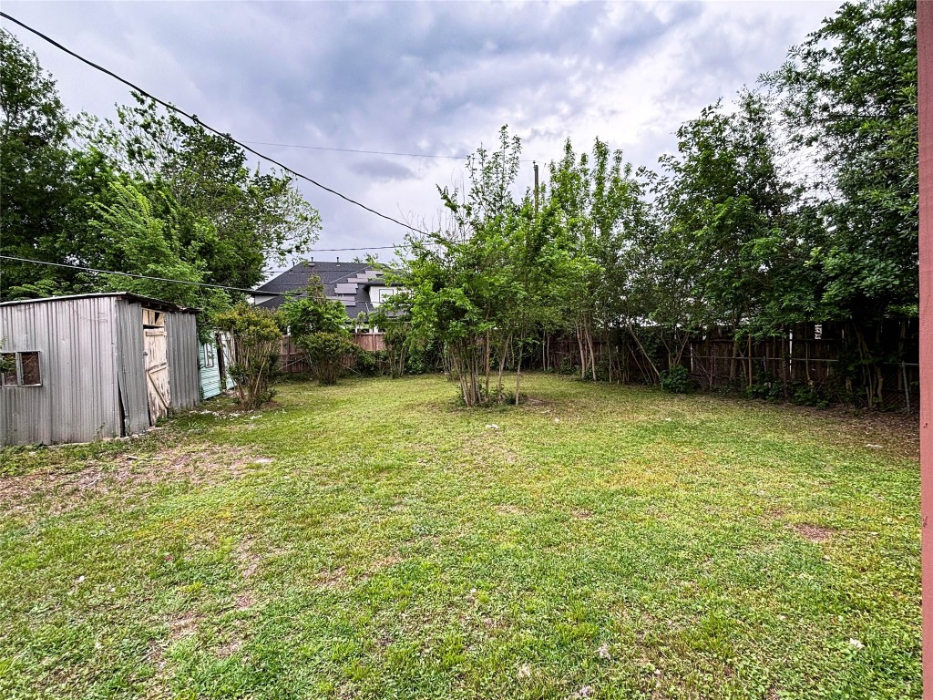 1918 Bingle Road Houston, TX 77055 - Photo 34 of 34