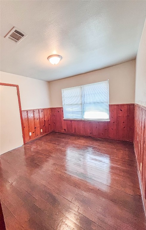 1918 Bingle Road Houston, TX 77055 - Photo 5 of 34 Wood floor