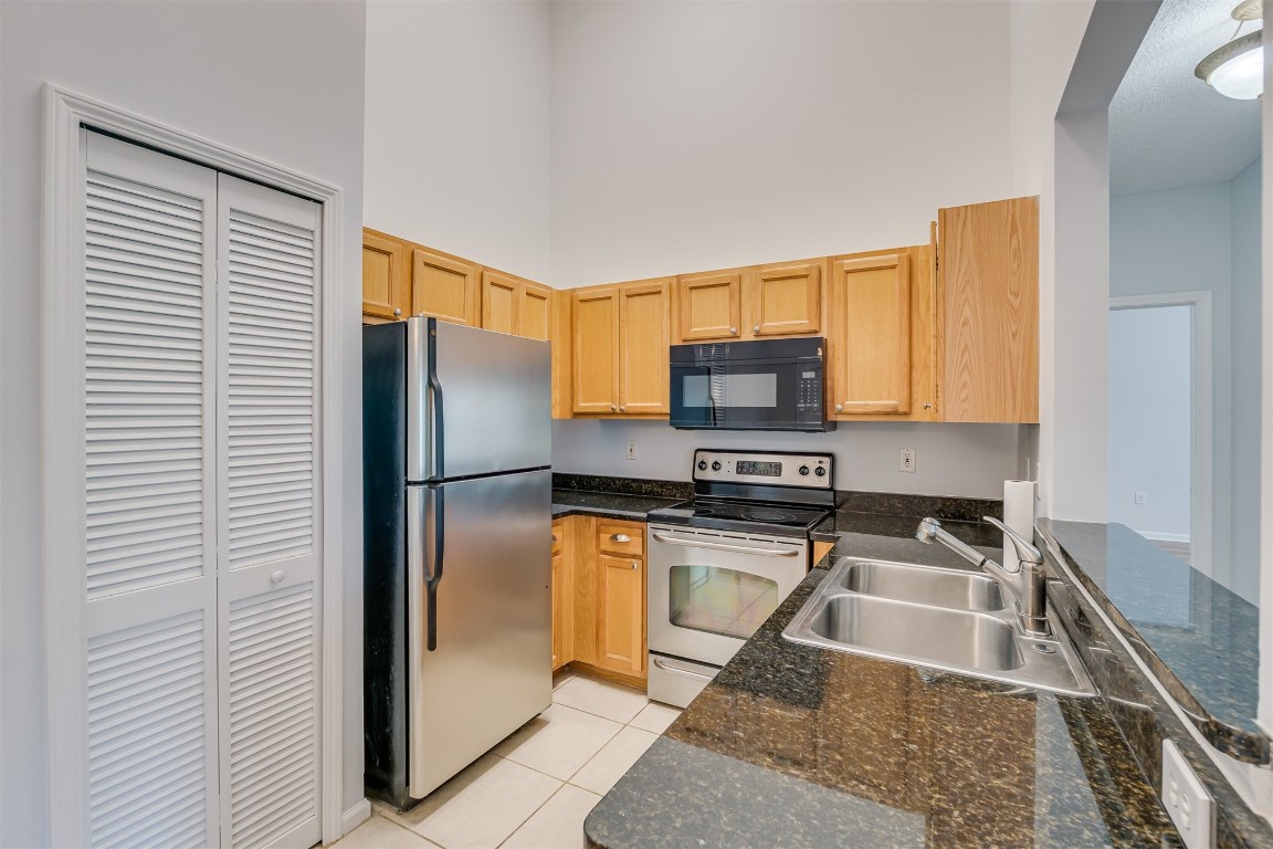 1601 Nectarine Street, Unit D5 Fernandina Beach, FL 32034 - Photo 13 of 33