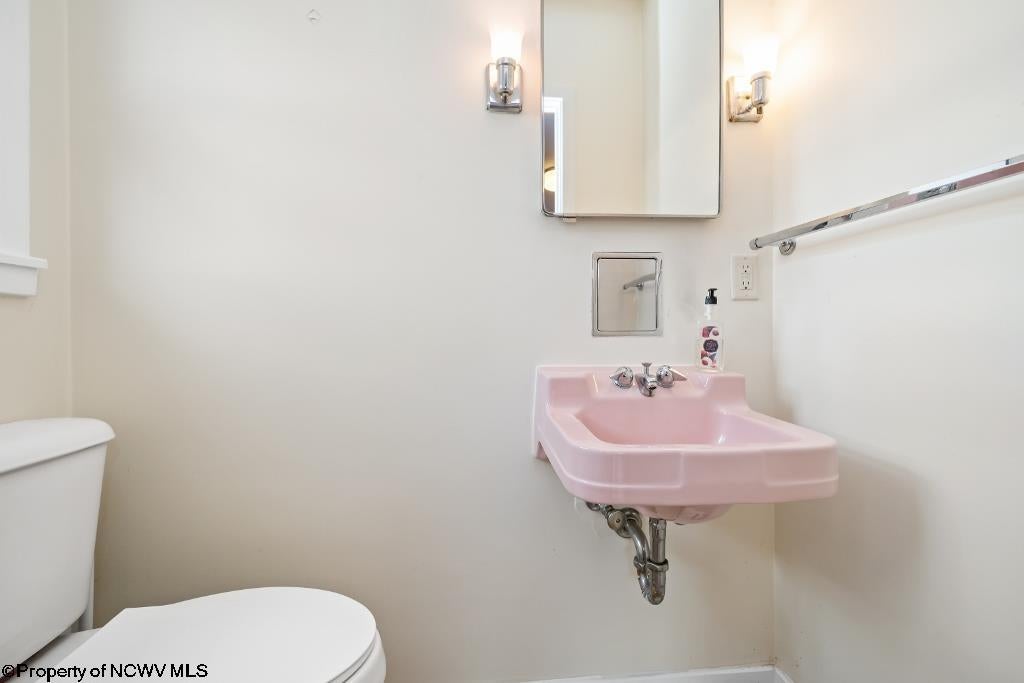 818 Elliott Ridge Elkins, WV 26241 - Photo 20 of 50 Gallery Image 20