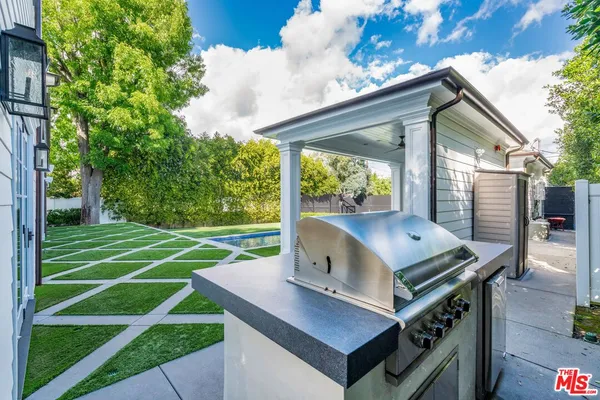 $38,500 | 4800 Zelzah Avenue, Encino, CA 91316