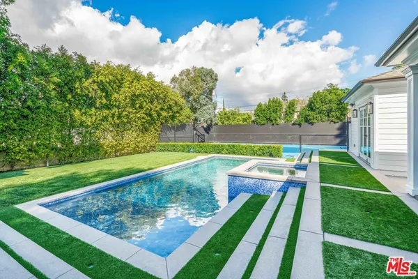 $38,500 | 4800 Zelzah Avenue, Encino, CA 91316