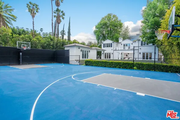 $38,500 | 4800 Zelzah Avenue, Encino, CA 91316