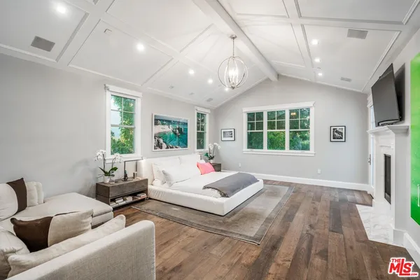 $38,500 | 4800 Zelzah Avenue, Encino, CA 91316