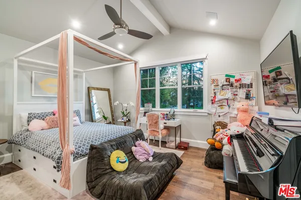 $38,500 | 4800 Zelzah Avenue, Encino, CA 91316