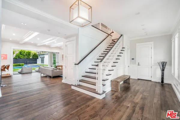 $38,500 | 4800 Zelzah Avenue, Encino, CA 91316