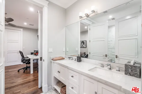 $38,500 | 4800 Zelzah Avenue, Encino, CA 91316