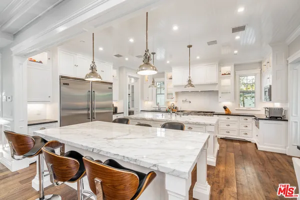 $38,500 | 4800 Zelzah Avenue, Encino, CA 91316