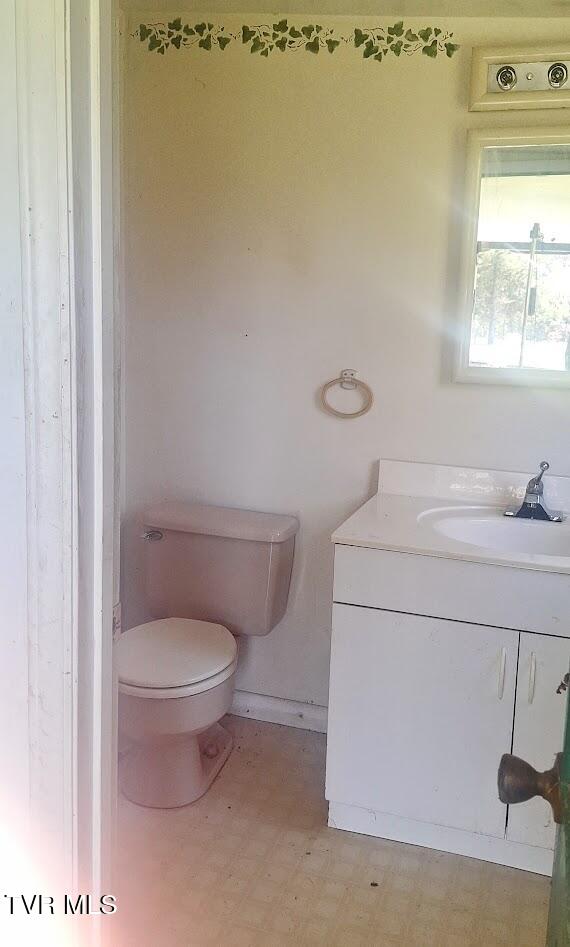 3334 Brethren Church Road Jonesborough, TN 37659 - Photo 10 of 19 bc18