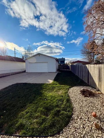 $234,900 | 2116 Cleveland Avenue, Racine, WI 53405