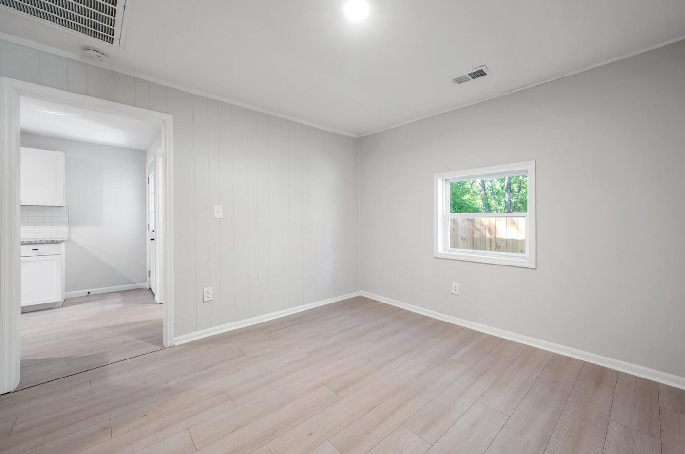 4673 Hassell Avenue North Charleston, SC 29405 - Photo 7 of 15 Dining Area