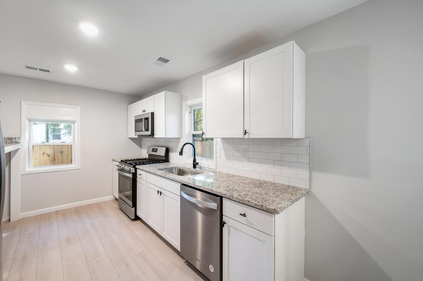4673 Hassell Avenue North Charleston, SC 29405 - Photo 9 of 15 Kitchen 1