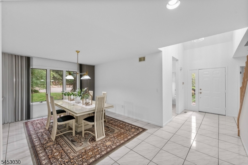 239 Westervelt Lane Mahwah, NJ 07430 - Photo 14 of 50 Gallery Image 14