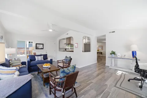 $389,000 | 14 San Lucas Court, St. Helena, CA 94574