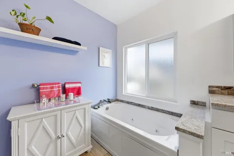 $389,000 | 14 San Lucas Court, St. Helena, CA 94574