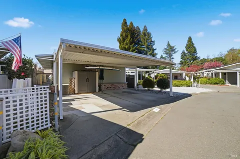 $389,000 | 14 San Lucas Court, St. Helena, CA 94574