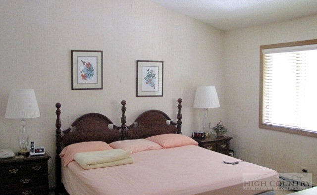 250 Ridgeview Road, Unit 41 Sugar Mountain, NC 28604 - Photo 12 of 14 Gallery Image 12