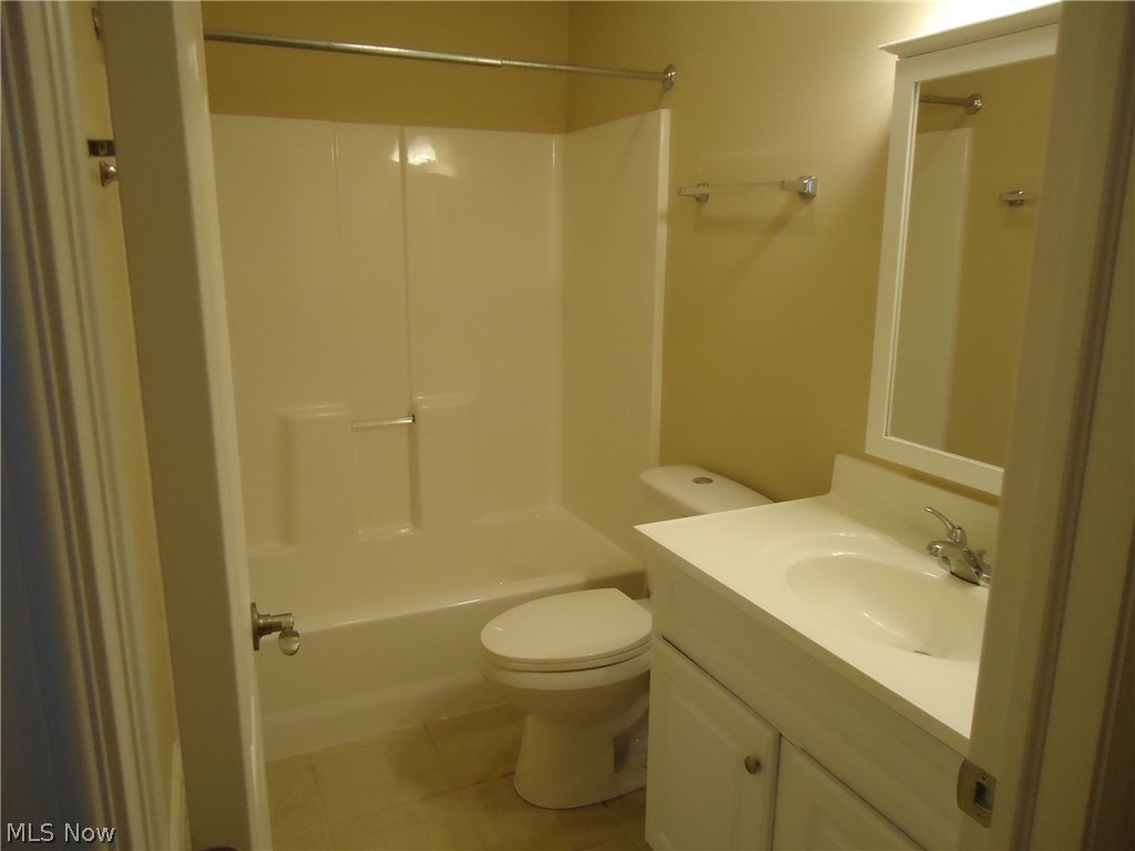 1565 Fairfax Road Akron, OH 44313 - Photo 7 of 24 Gallery Image 7