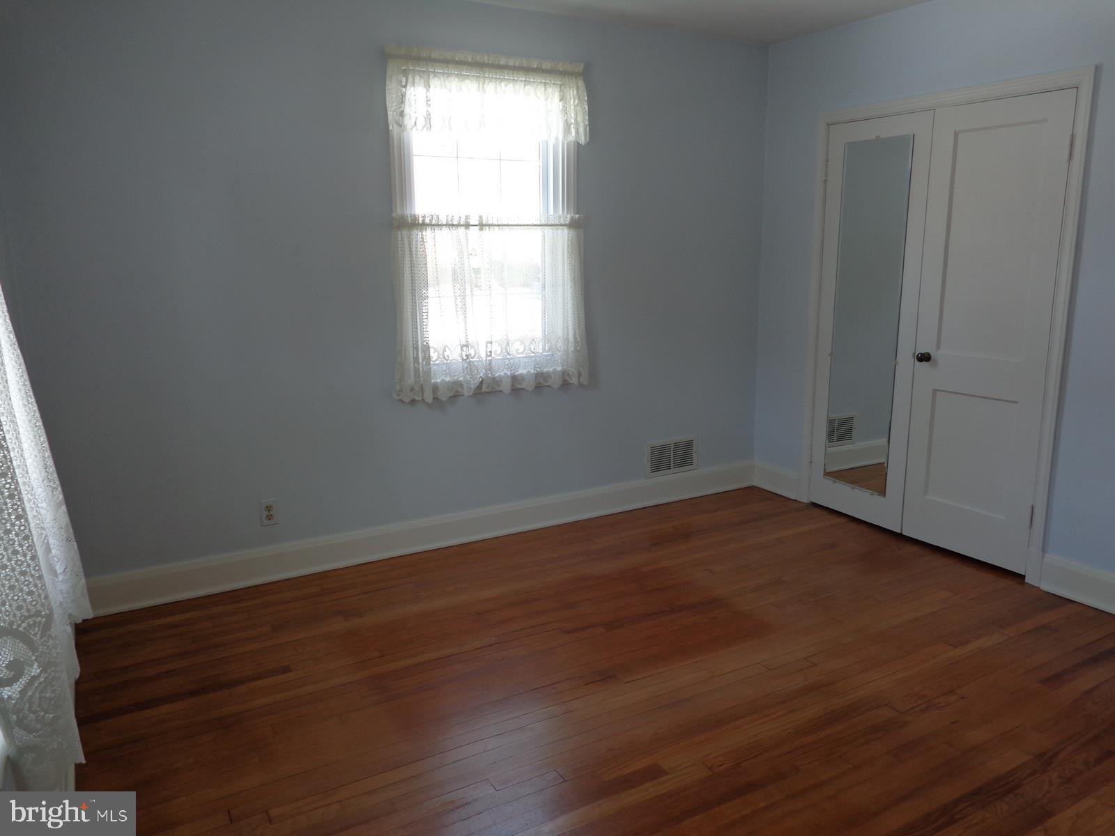 413 Brook Road Baltimore, MD 21286 - Photo 11 of 30 Front Bedroom