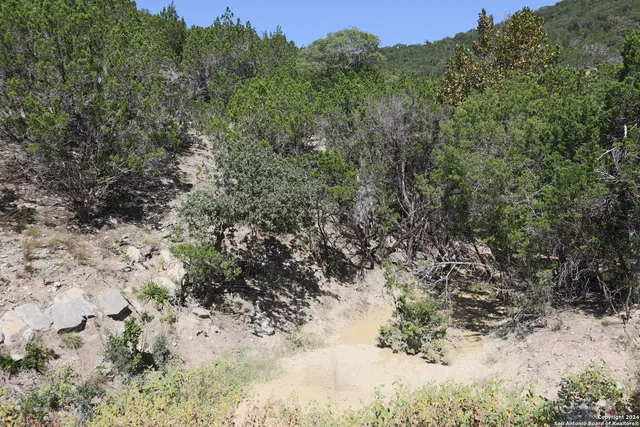 $339,000 | 1085 White Bluff Road, Medina, TX 78055