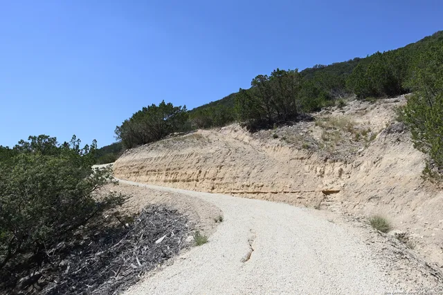 $339,000 | 1085 White Bluff Road, Medina, TX 78055