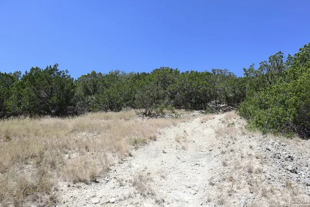 $339,000 | 1085 White Bluff Road, Medina, TX 78055