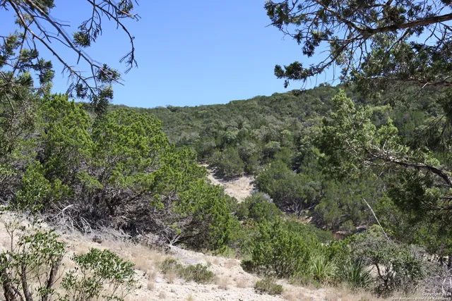 $339,000 | 1085 White Bluff Road, Medina, TX 78055