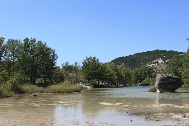 $339,000 | 1085 White Bluff Road, Medina, TX 78055