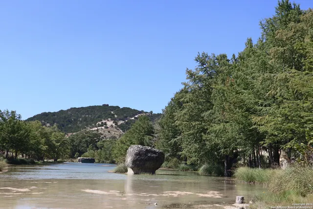 $339,000 | 1085 White Bluff Road, Medina, TX 78055