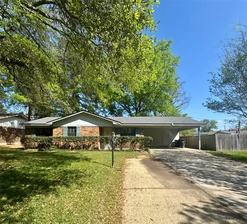 $1,200 | 2106 Waymon Street, Shreveport, LA 71118