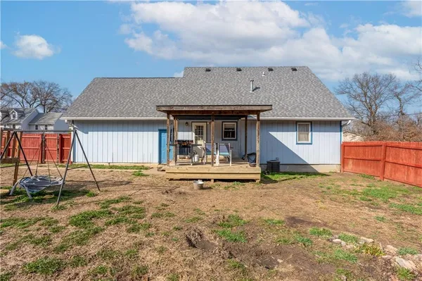 $279,000 | 503 Dogwood Drive, Knob Noster, MO 65336