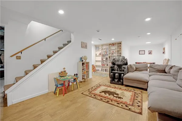 $279,000 | 503 Dogwood Drive, Knob Noster, MO 65336