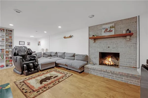 $279,000 | 503 Dogwood Drive, Knob Noster, MO 65336