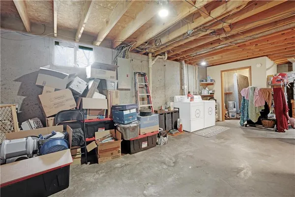 $279,000 | 503 Dogwood Drive, Knob Noster, MO 65336