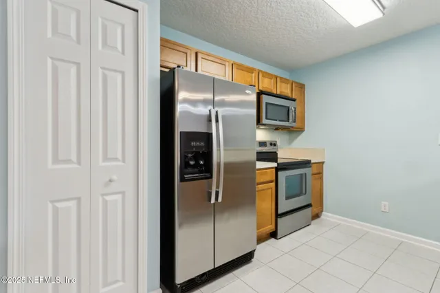 $110,000 | 3700 Kirkpatrick Circle, Unit 811, Jacksonville, FL 32210