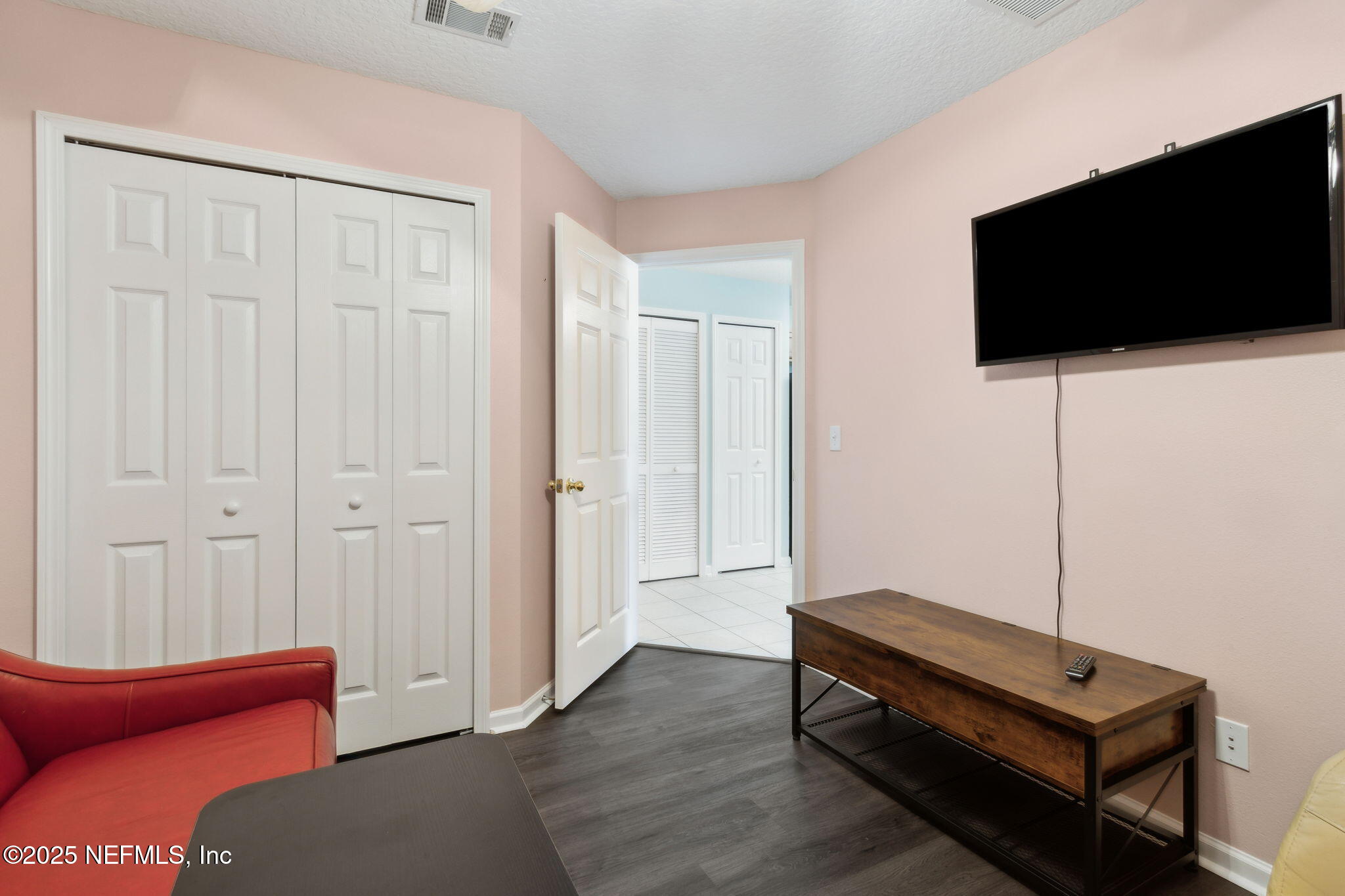 3700 Kirkpatrick Circle, Unit 811 Jacksonville, FL 32210 - Photo 24 of 29 a view of a livingroom with furniture