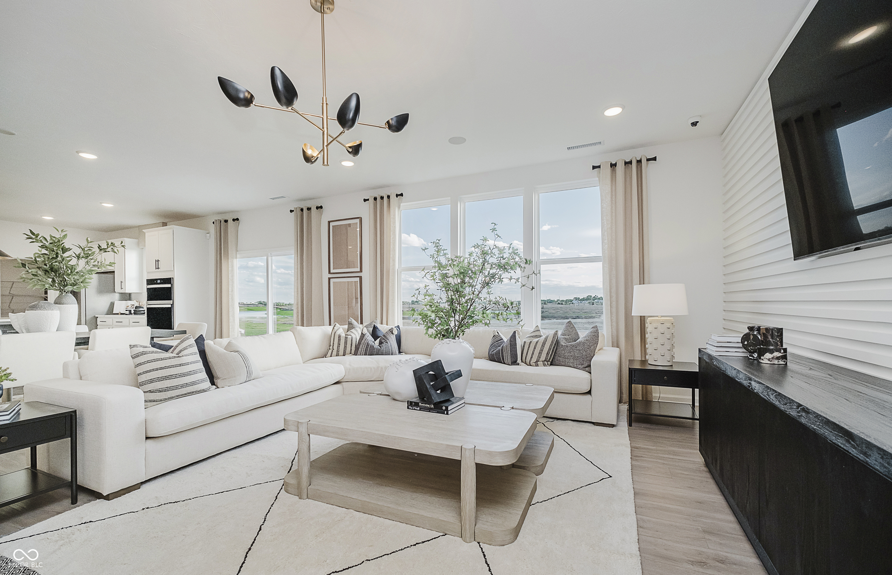 16245 Showdown Road Noblesville, IN 46060 - Photo 17 of 45