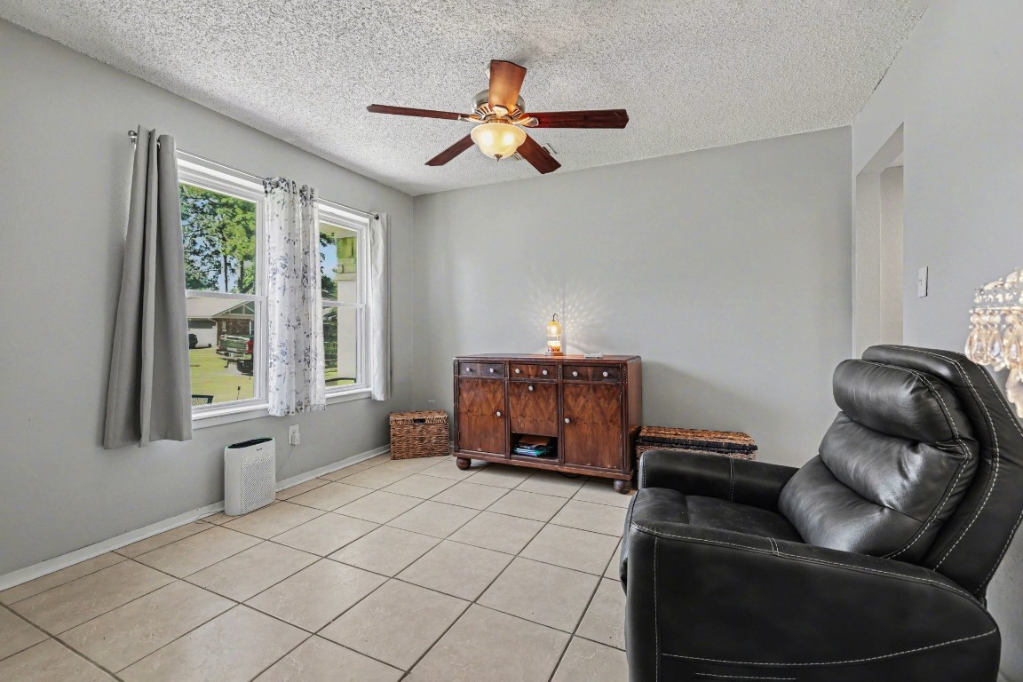 4306 Stallion Brook Lane Spring, TX 77388 - Photo 11 of 36 Formal living/dining connected to the kitchen