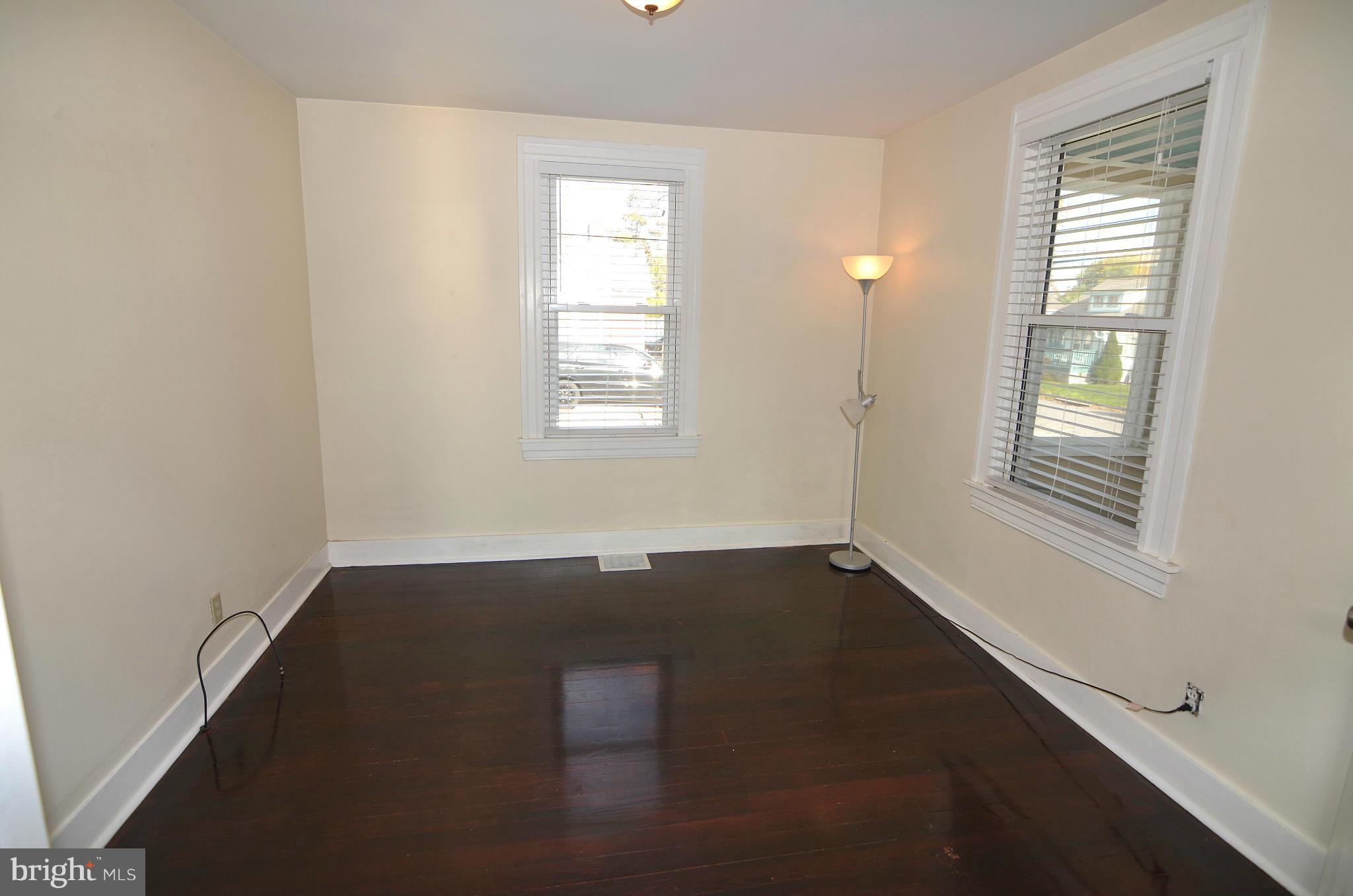 238 Meadow Road Pasadena, MD 21122 - Photo 16 of 30 3rd Bedroom or Den