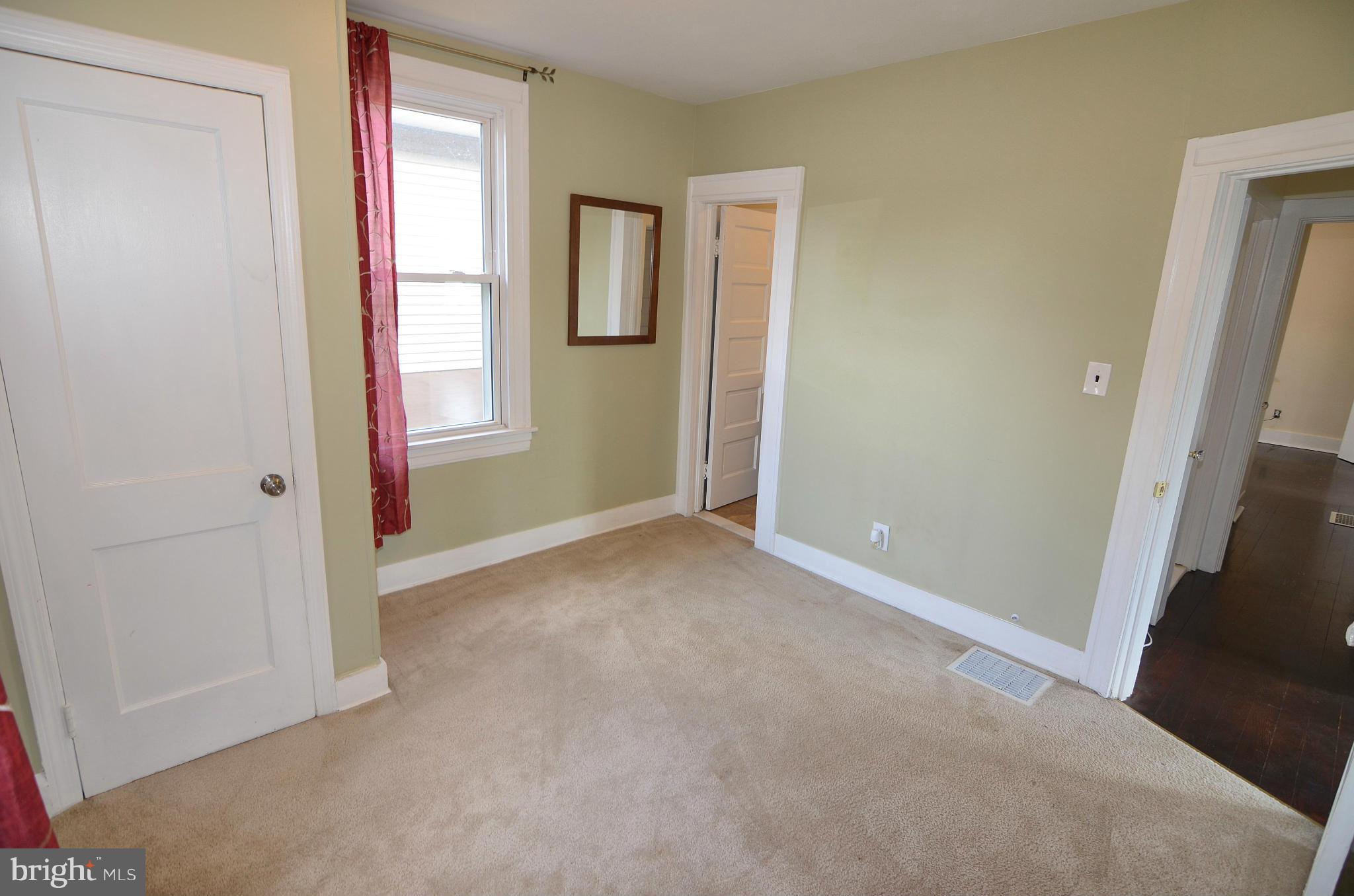 238 Meadow Road Pasadena, MD 21122 - Photo 17 of 30 Bedroom (Master)