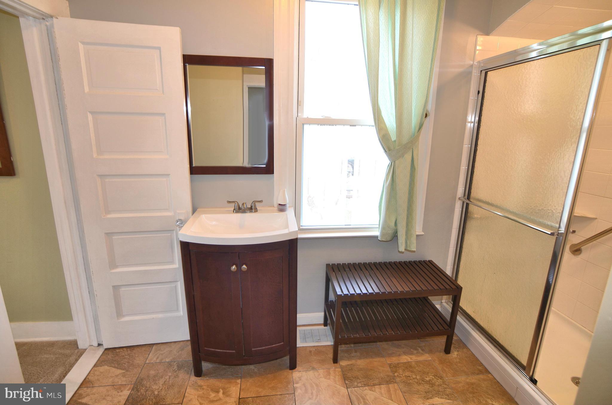 238 Meadow Road Pasadena, MD 21122 - Photo 19 of 30 Bath (Master)
